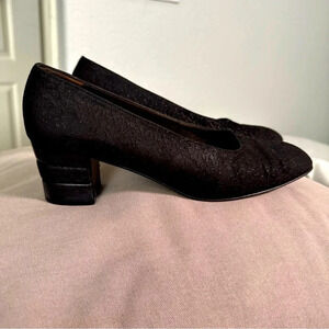 Salvatore Ferragamo women’s block heel square toe size 9